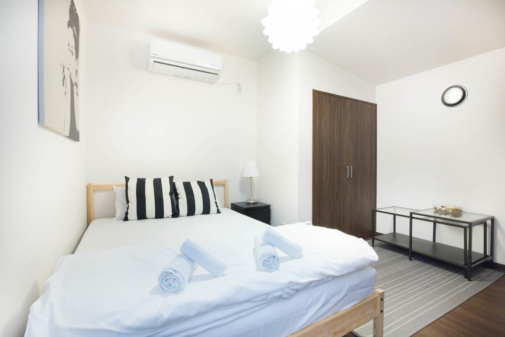 Sakuragawa House Apartman Oszaka Kültér fotó